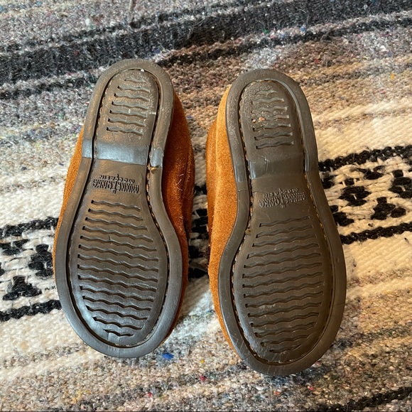 MINNETONKA moccasin - Picture 5 of 9